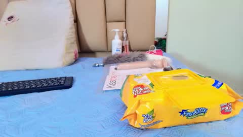 hannah_teehn online show from 13, 11, 2025