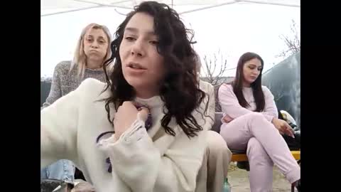 Rose online show from 2, 2, 2025