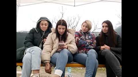 Rose online show from 3, 2, 2025