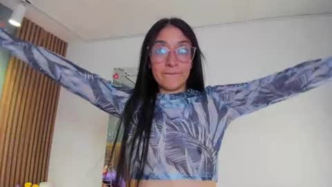 Snapshot of hannawen_ chatting on 16, 7, 2026 hannawen_ online show from 16, 7, 2026