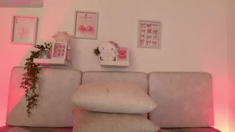 Snapshot of hanni_dulce chatting on 8, 5, 2026 Yumii online show from 8, 5, 2026