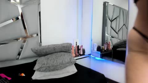 hanny_watson online show from 11, 9, 2025