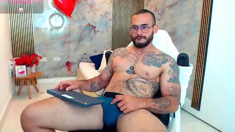 Snapshot of hanz_col chatting on 11, 2, 2025 hanz_col online show from 11, 2, 2025