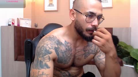 Snapshot of hanz_col chatting on 7, 3, 2025 hanz_col online show from 7, 3, 2025