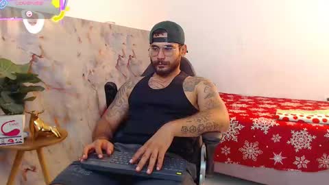 Snapshot of hanz_col chatting on 1, 10, 2025 hanz_col online show from 1, 10, 2025