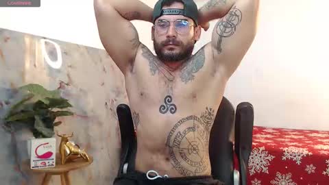 Snapshot of hanz_col chatting on 2, 10, 2025 hanz_col online show from 2, 10, 2025