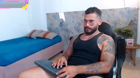 Snapshot of hanz_col chatting on 23, 10, 2025 hanz_col online show from 23, 10, 2025