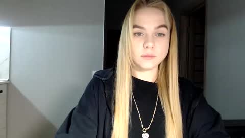 Snapshot of happy_fox_ chatting on 5, 12, 2024 happy_fox_ online show from 5, 12, 2024