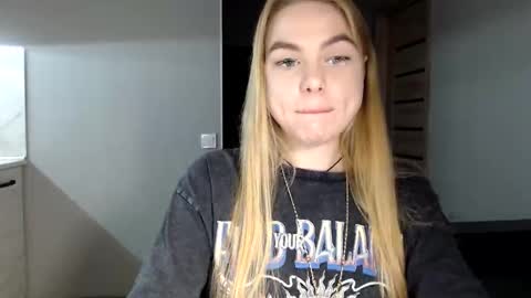 Snapshot of happy_fox_ chatting on 27, 1, 2025 happy_fox_ online show from 27, 1, 2025