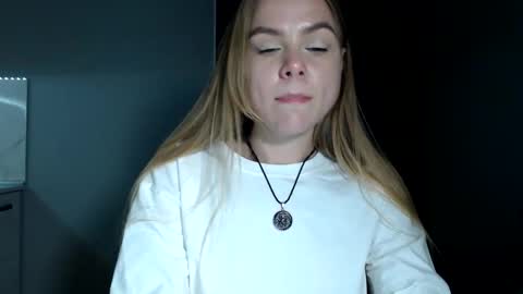 Snapshot of happy_fox_ chatting on 13, 5, 2026 happy_fox_ online show from 13, 5, 2026