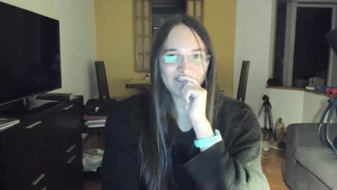 happy_pervert online show from 26, 1, 2025