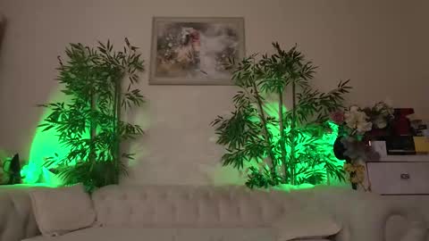 Snapshot of happyalice chatting on 5, 3, 2025 HappyAlice online show from 5, 3, 2025