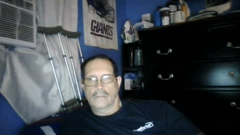 Snapshot of happyhappy4 chatting on 28, 6, 2026 happyhappy4 online show from 28, 6, 2026