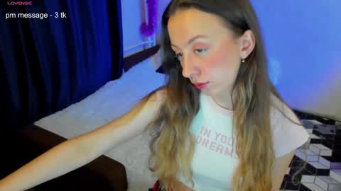 Snapshot of happystephanie chatting on 2, 3, 2025 Stephanie online show from 2, 3, 2025