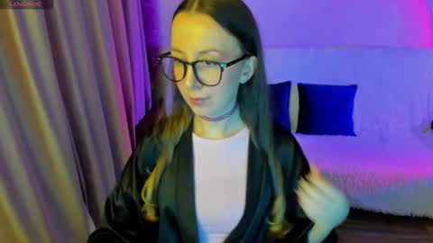 Snapshot of happystephanie chatting on 21, 9, 2025 Stephanie online show from 21, 9, 2025