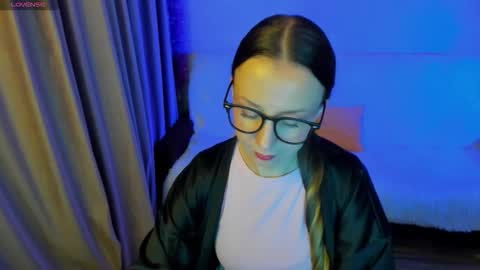 Snapshot of happystephanie chatting on 11, 10, 2025 Stephanie online show from 11, 10, 2025