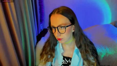 Snapshot of happystephanie chatting on 19, 10, 2025 Stephanie online show from 19, 10, 2025