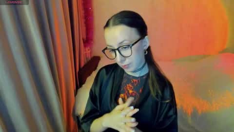 Snapshot of happystephanie chatting on 7, 11, 2025 Stephanie online show from 7, 11, 2025