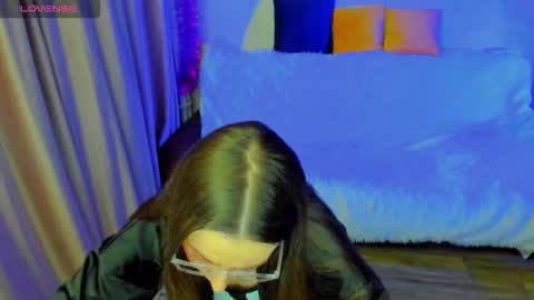 Snapshot of happystephanie chatting on 5, 2, 2026 Stephanie online show from 5, 2, 2026