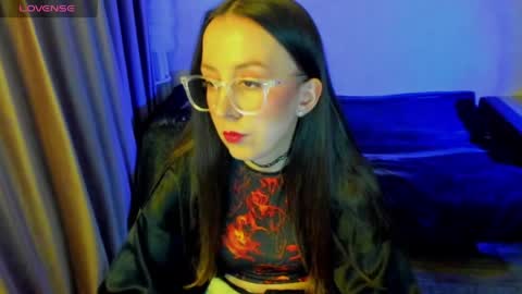 Snapshot of happystephanie chatting on 7, 5, 2026 Stephanie online show from 7, 5, 2026