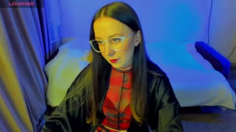 Snapshot of happystephanie chatting on 27, 5, 2026 Stephanie online show from 27, 5, 2026