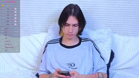 Snapshot of hard__fantasy chatting on 5, 10, 2025 Mark online show from 5, 10, 2025