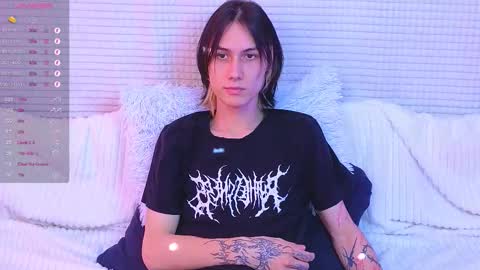 Snapshot of hard__fantasy chatting on 9, 10, 2025 Mark online show from 9, 10, 2025
