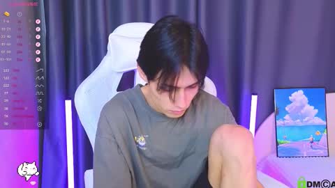 Mark online show from 30, 11, 2025