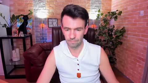 Snapshot of hard_and_juici chatting on 28, 2, 2025 Steve online show from 28, 2, 2025