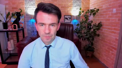 Snapshot of hard_and_juici chatting on 5, 3, 2025 Steve online show from 5, 3, 2025