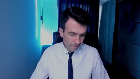 Snapshot of hard_and_juici chatting on 20, 10, 2025 Steve online show from 20, 10, 2025