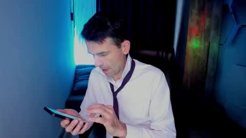 Snapshot of hard_and_juici chatting on 24, 10, 2025 Steve online show from 24, 10, 2025