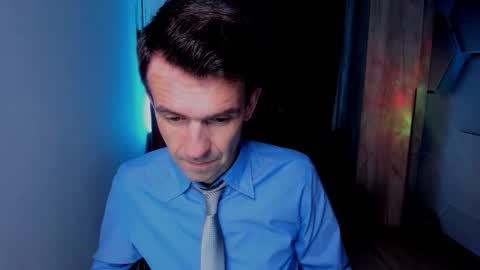 Snapshot of hard_and_juici chatting on 28, 10, 2025 Steve online show from 28, 10, 2025