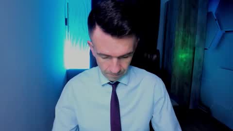 Snapshot of hard_and_juici chatting on 6, 11, 2025 Steve online show from 6, 11, 2025