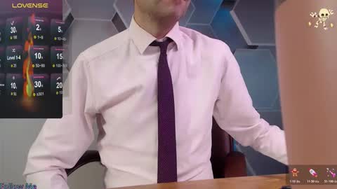 Snapshot of hard_and_juici chatting on 16, 11, 2025 Steve online show from 16, 11, 2025