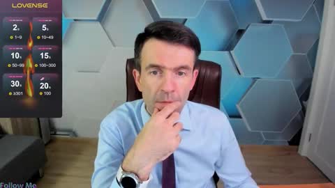 Snapshot of hard_and_juici chatting on 4, 12, 2025 Steve online show from 4, 12, 2025