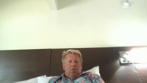 Snapshot of hardblondcouplehawaii chatting on 9, 6, 2026 Steele and Cassie online show from 9, 6, 2026