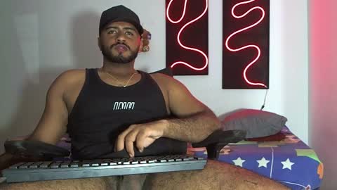 Snapshot of hardboy_latin chatting on 6, 2, 2025 hardboy_latin online show from 6, 2, 2025