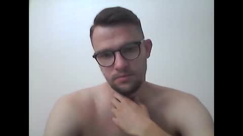 Snapshot of hardboylovemilfmoom chatting on 7, 6, 2026 hardboylovemilfmoom online show from 7, 6, 2026