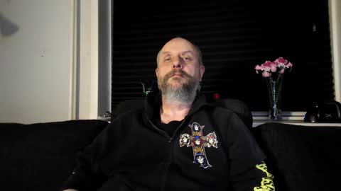 MrLazy online show from 24, 2, 2026