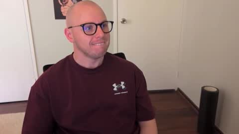 Stand Lee online show from 14, 10, 2025