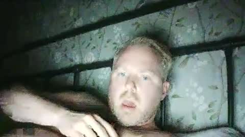 Snapshot of hardswedishboy chatting on 19, 6, 2026 hardswedishboy online show from 19, 6, 2026