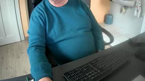 hardy3251 online show from 7, 10, 2025