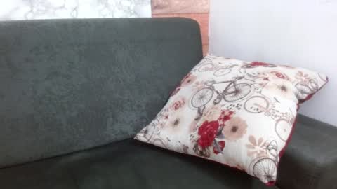 Snapshot of haresandpame_mds chatting on 2, 2, 2025 Hares online show from 2, 2, 2025