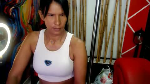 Snapshot of harley_brunette74 chatting on 28, 11, 2025 HARLEY online show from 28, 11, 2025