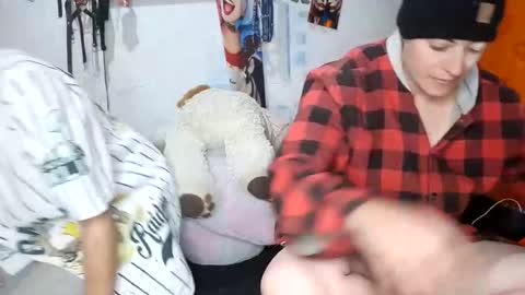    online show from 12, 2, 2025