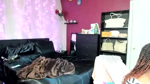 Harmonie Marquise online show from 30, 12, 2024