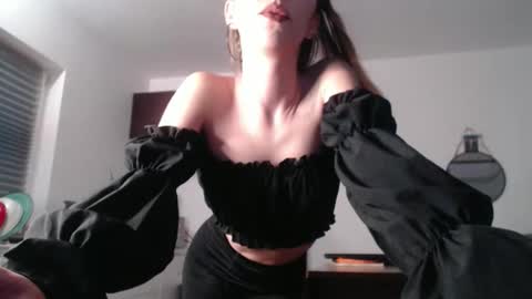 Snapshot of harperxxs chatting on 22, 10, 2025 HarperXxs online show from 22, 10, 2025