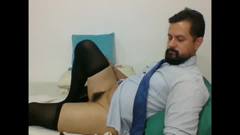 Snapshot of harry_goldenmillerx10fun chatting on 5, 2, 2025  Harry    online show from 5, 2, 2025