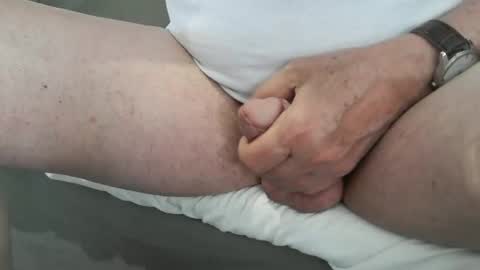 Snapshot of harryallnightes chatting on 26, 4, 2026 harryallnightes online show from 26, 4, 2026